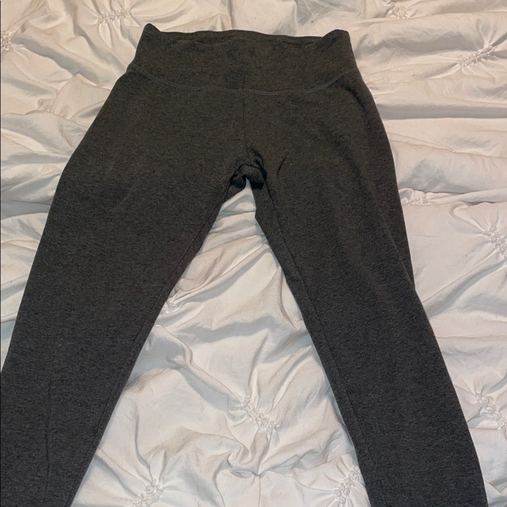Aerie Offline - size medium Gray Leggings- Original - regular rise - gray